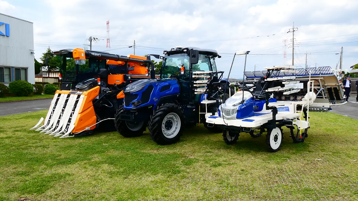 JAPAN」シリーズの田植え機、トラクタ、コンバインの新製品を一挙