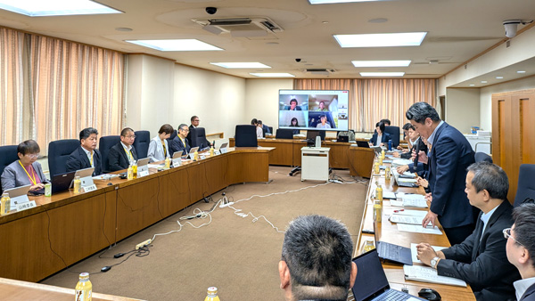 米価下落に不安の声　生産者委員　食糧部会