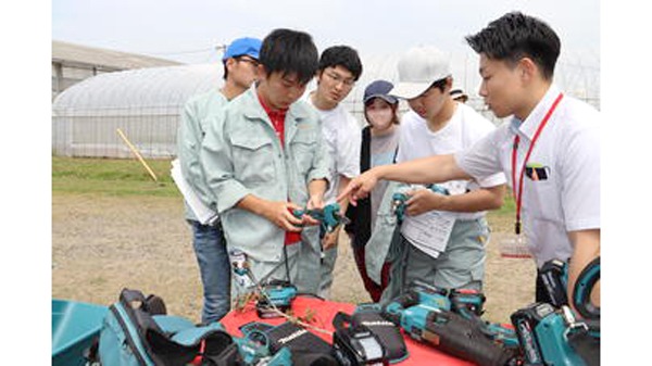岐阜県農業大学校で農業機械の授業　ＪＡ全農岐阜