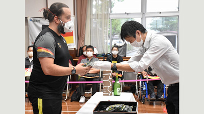 ボッチャ競技のドイツ代表に「だだちゃ豆」を贈呈　ＪＡ鶴岡