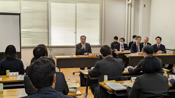 1月で殺処分418万羽　鳥インフル　危機的状況