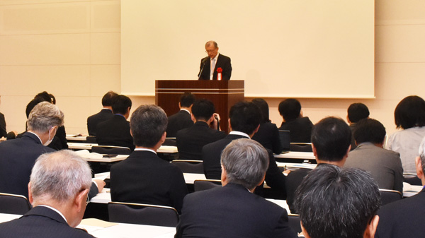 プロの農業サービス事業者の育成を　農サ協が設立式典