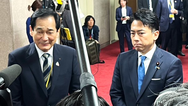 ＪＡ全中の山野会長らが小泉農相を訪問　「消費者の米離れを防ぐ」ことは一致