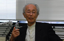 地域と共栄担う運動体（下）  経済評論家 内橋 克人氏