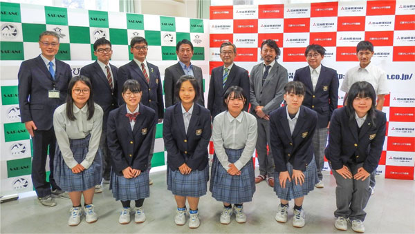 創立70周年記念事業に協力で　北海道更別農業高校を表敬訪問　三菱マヒンドラ農機