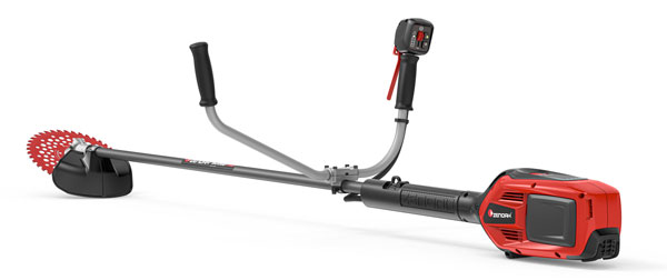 ゼノア　草刈り機　BC2600 プロ仕様ハイパワー　動作良好 バッテリー刈払機「BCi260-PRO」シリーズ新発売 ハスクバーナ・ゼノア