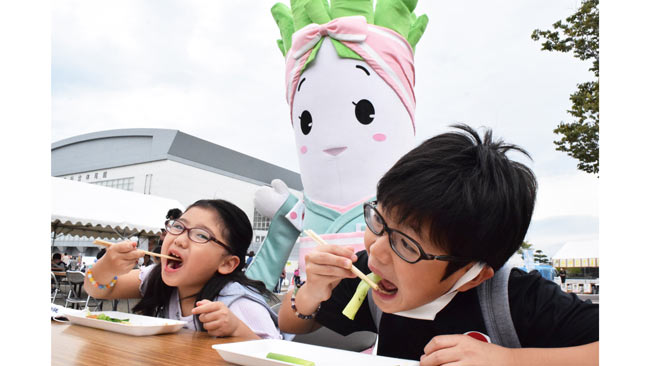 秋田県能代市のブランド農産物"白神ねぎ"堪能「白神ねぎまつり2022」開催